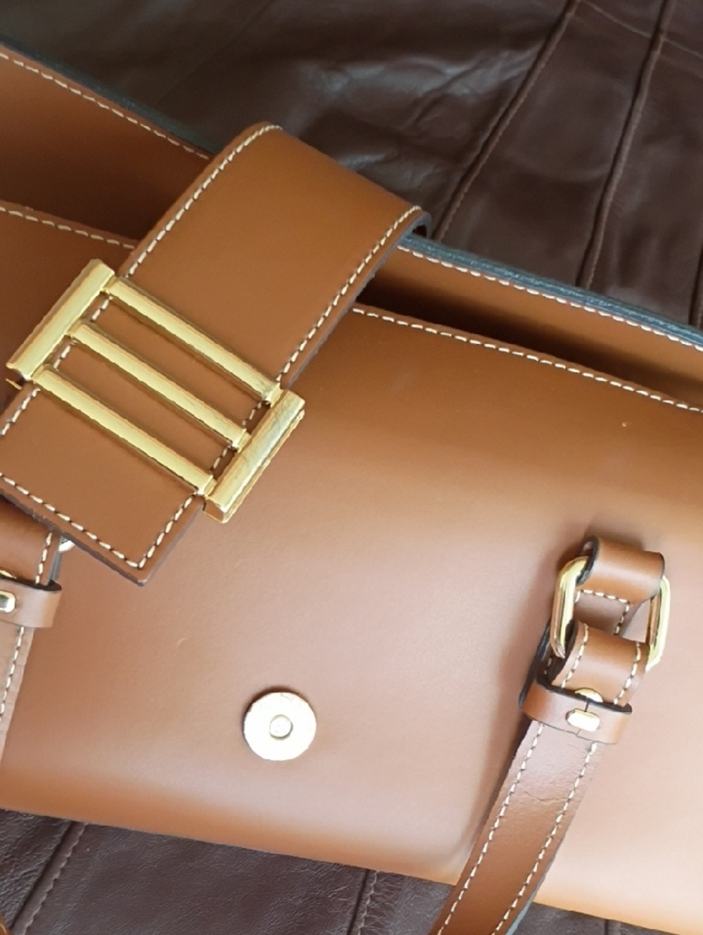 Tan Leather Barrel Shoulder Bag with Gold-Tone Accent - Picture 5 of 9